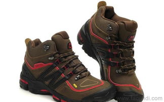 沃能運動鞋 2012秋冬戶外爆款，保暖防滑越野登山鞋全解析